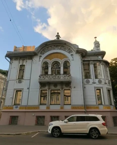 Переулки между Старым и Новым Арбатами