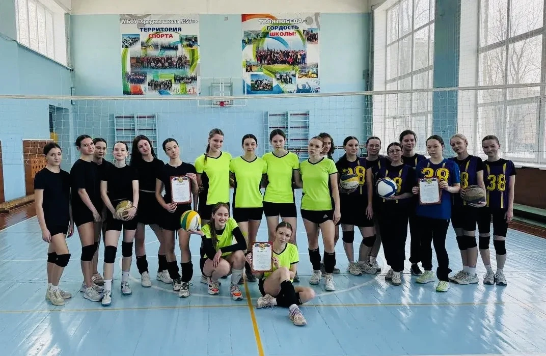#новости@mediaproject НАШИ ПОБЕДИТЕЛИ🏆🏐  Сегодня команда девушек школьного спортивного клуба "Богаты