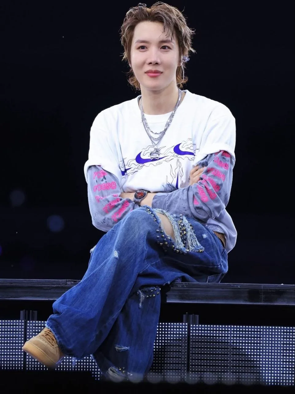 📷 Муджин Чо в IG Post:

BTS WORLD TOUR ‘ARIRANG’ в Пусане 🇰🇷

*парикмахер- стилист