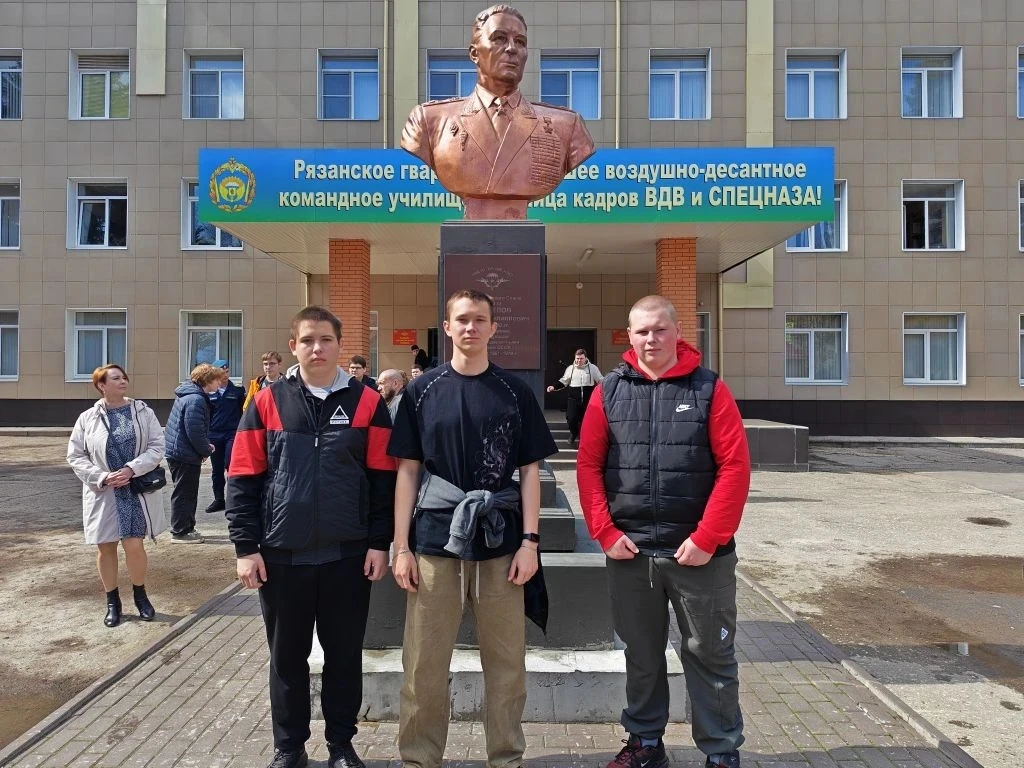 🪂День открытых дверей в Рязанском гвардейском высшем воздушно-десантном командном учил...