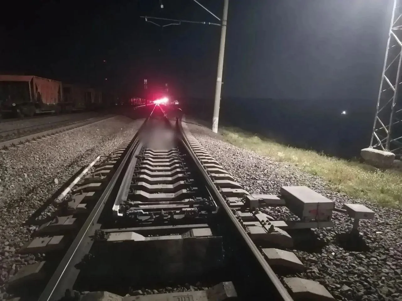 ⚠ 45-летний мужчина погиб под поездом в Алтайском крае
