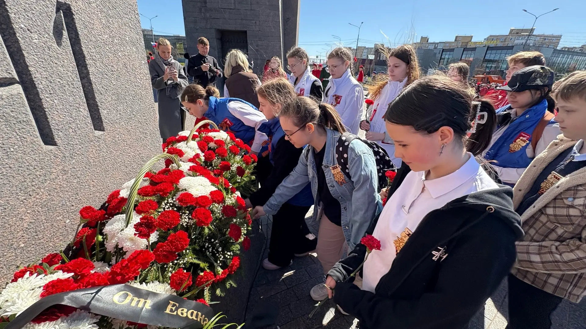 ⭐️Продолжаем тему празднования 81-й годовщины Великой Победы 🕊️   8 мая наши активисты Движения Перв