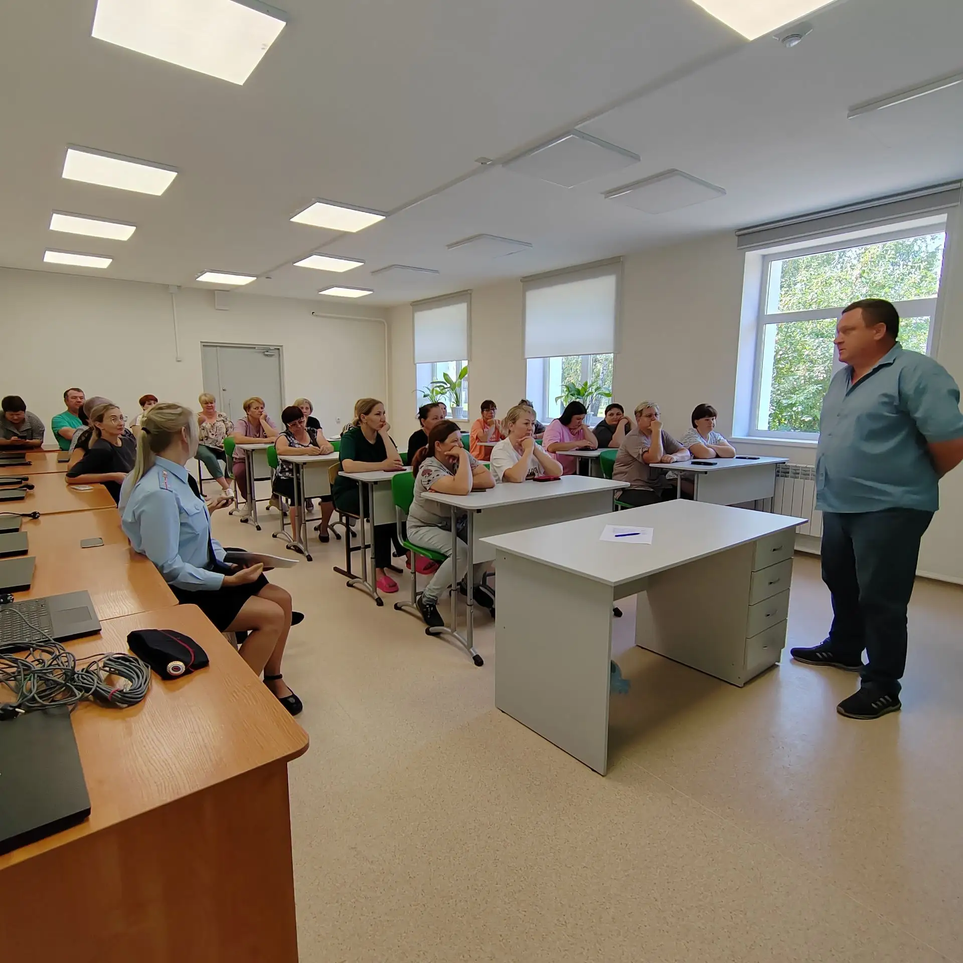 🏫  Сегодня прошло общешкольное родительское собрание, посвященное безопасности детей в...