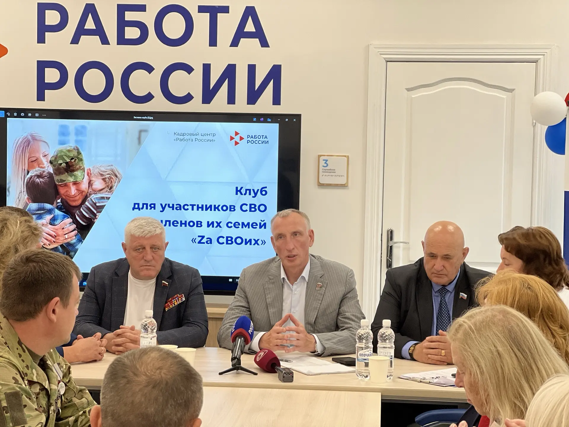 Сегодня в Себеже вместе с сенатором Российской Федерации Алексеем Наумцом встретились с...
