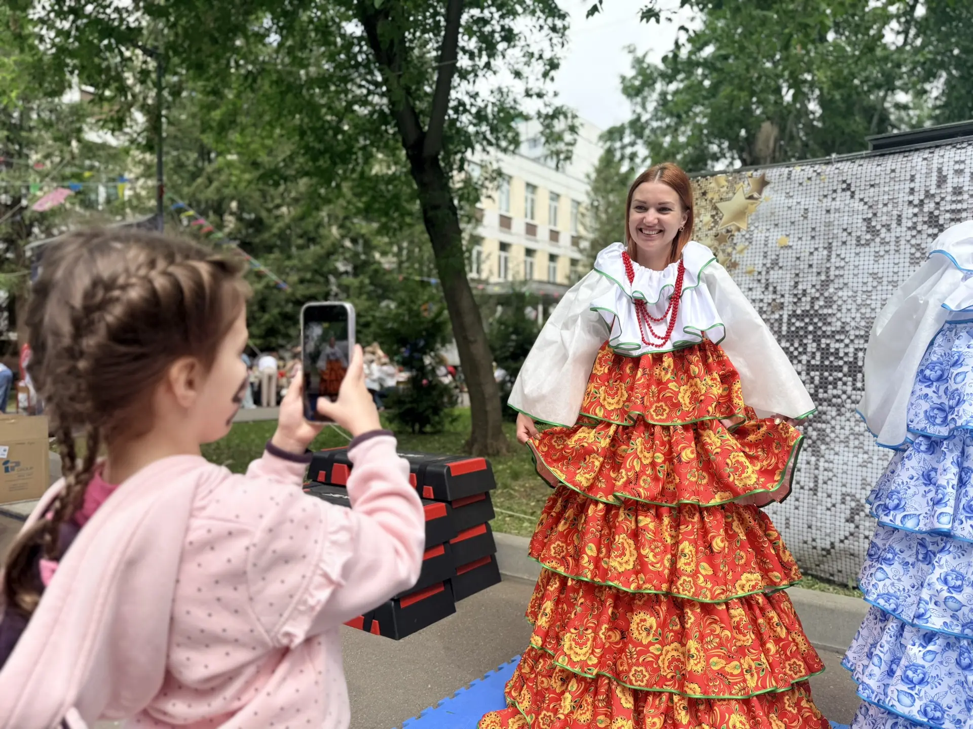 Красочно, весело и звонко  🪅 Именно так можно описать нашу Ярмарку дополнительного образования «Кузн