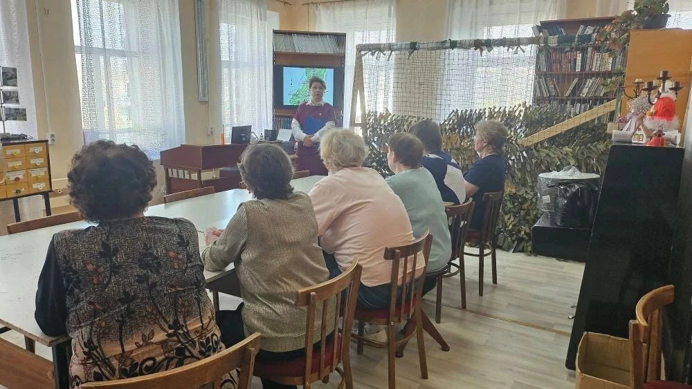 В рамках Всероссийского проекта «Хранители истории» ученики Вохомской средней школы про...