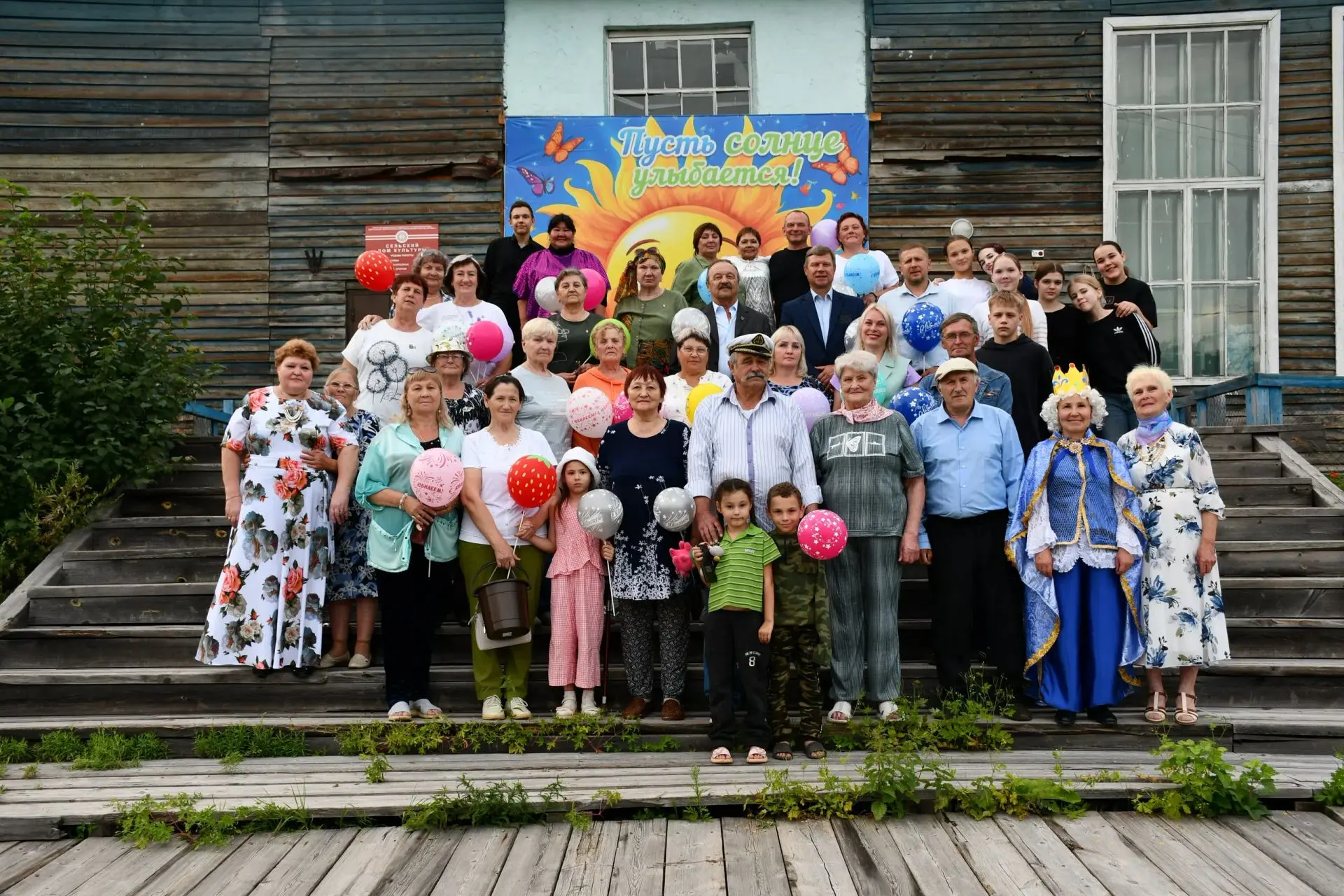 Замечательный юбилей в замечательной компании! Вечер, наполненный улыбками и теплом – так отметили ю