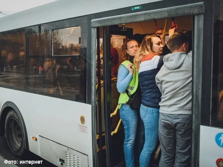 Утро на Московском проспекте: пробки как отдельный вид экстремального спорта.