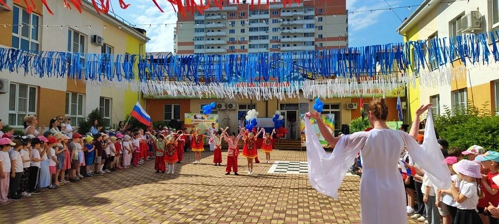 В детском саду прошли различные тематические познавательные мероприятия, посвящённые од...