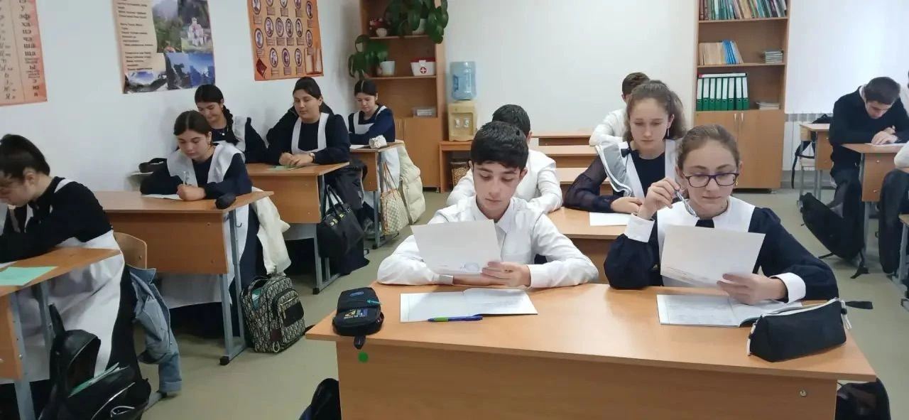 01.10.2026 года в 8б классе проведено внеурочное занятие "Россия- мои горизонты". Тема ...