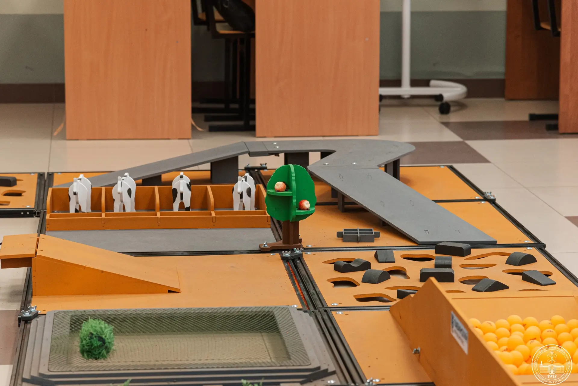 🤖Первый день полуфинала «АгроРОБОТЫ» позади  Сегодня на нашей площадке стартовали дополнительные исп
