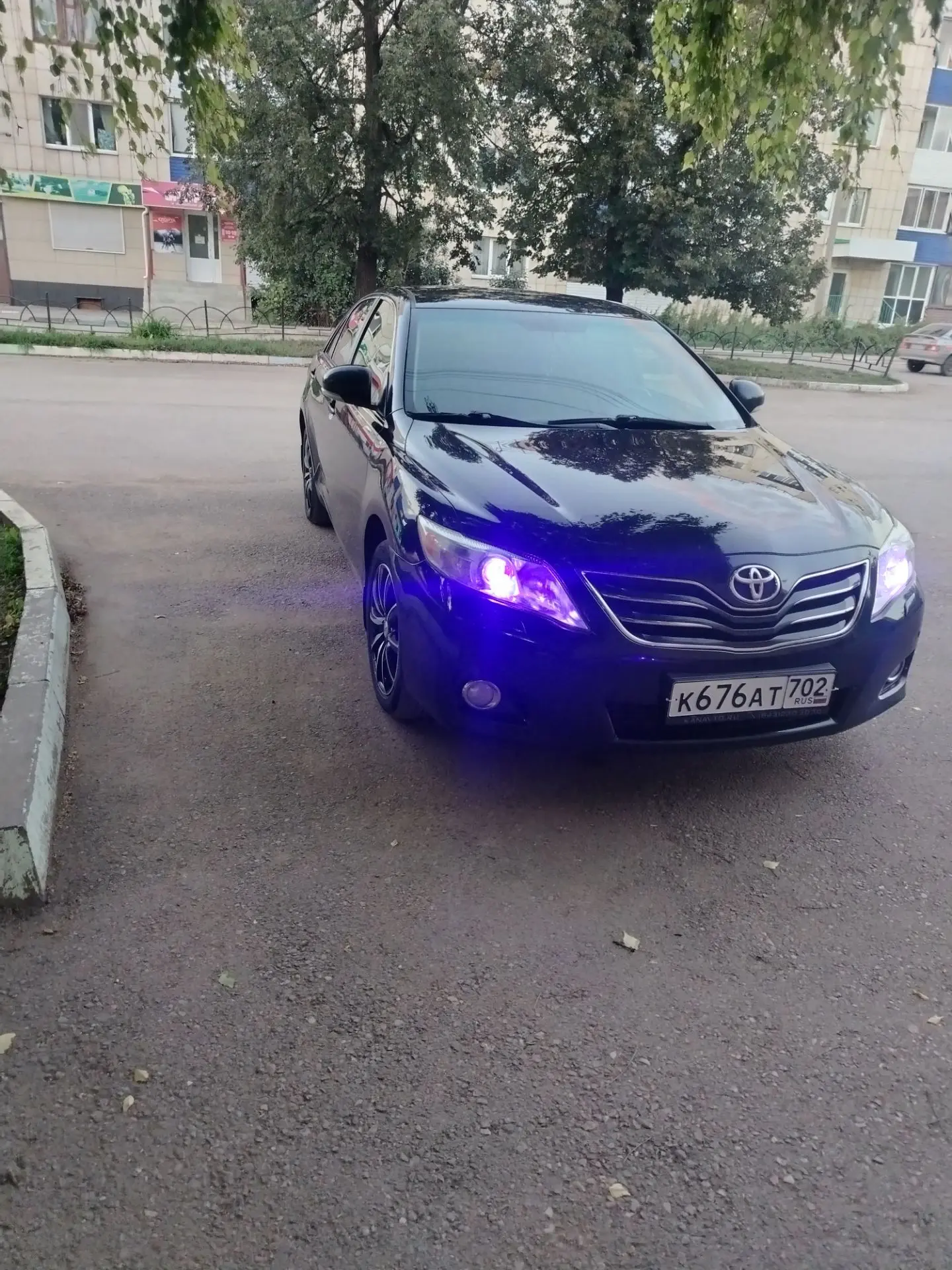 Продам камри 2010 год 2.4 автомат в хорошем техническом состоянии для своих лет собстве...