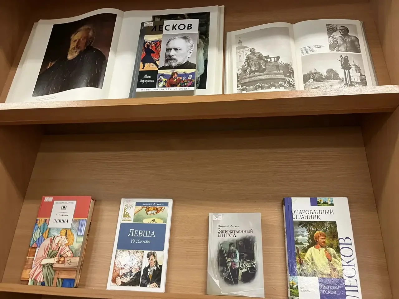 Экскурсия в детскую библиотеку — открываем мир книг!  Сегодня ребята из 5 Б класса посетили детскую 