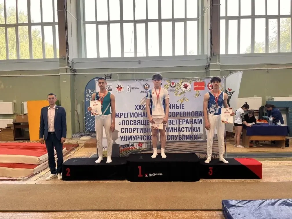 Наши гимнасты отправились покорять соседнюю республику🤸‍♂️