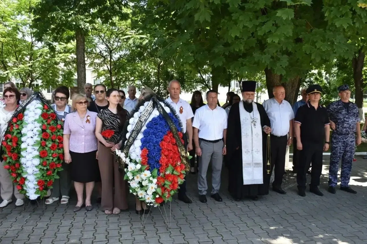 22 июня — День памяти и скорби 🕯️🕊️ 
22 июня — одна из самых трагических и в то же время героическ