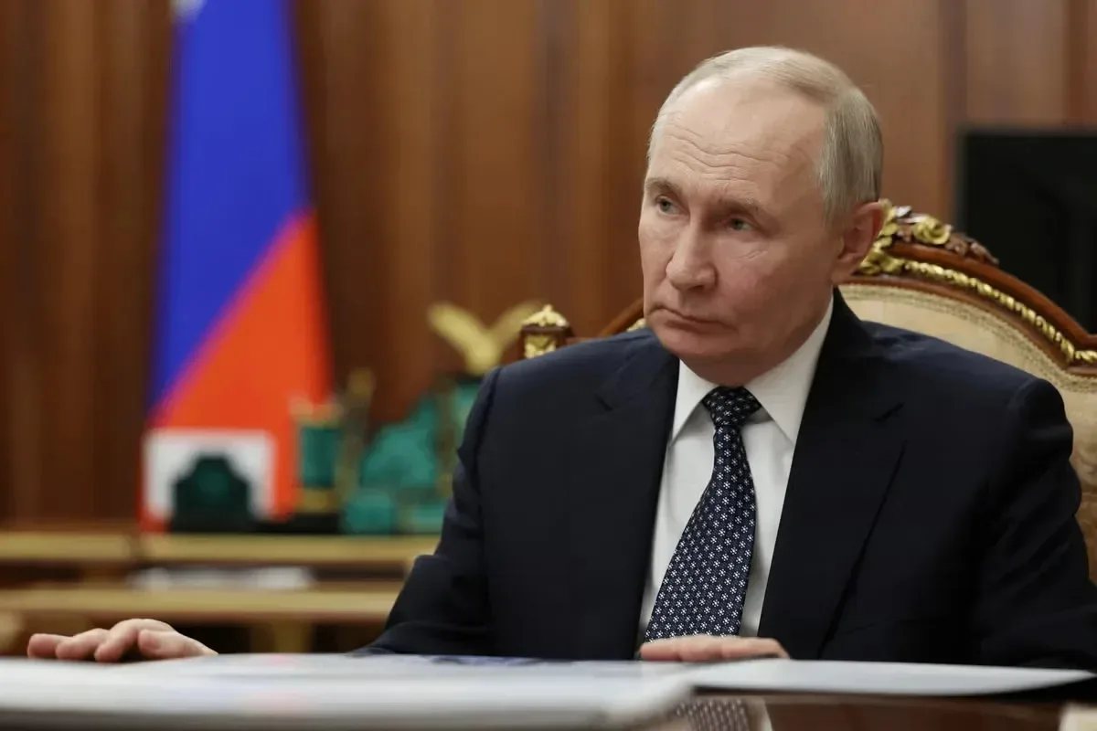 ❗️Началось объявленное Владимиром Путиным пасхальное перемирие.   Оно будет действовать с 16:00  11 