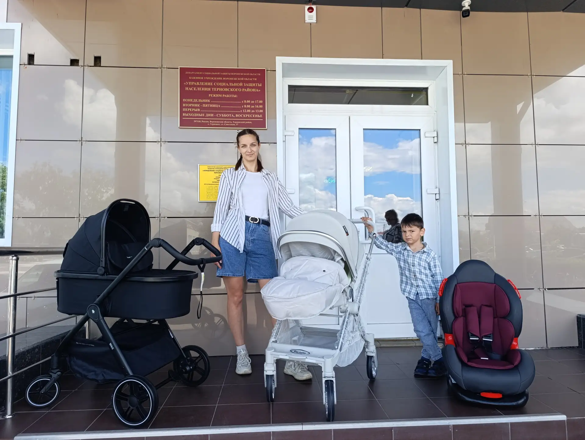 Более 500 воронежских семей воспользовались услугами пунктов проката для малышей