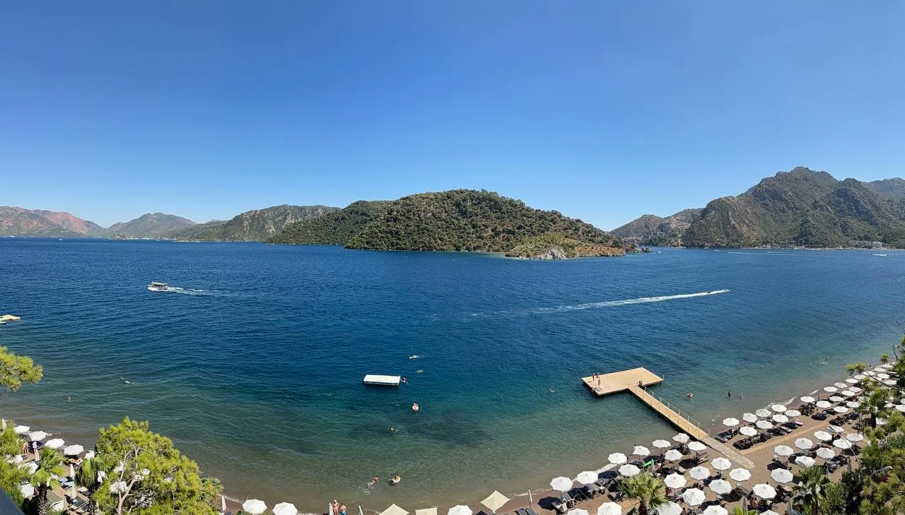 А вот и практически онлайн приветы моих ❤️ дорогих туристов из Orka Lotus Beach 😊🔥