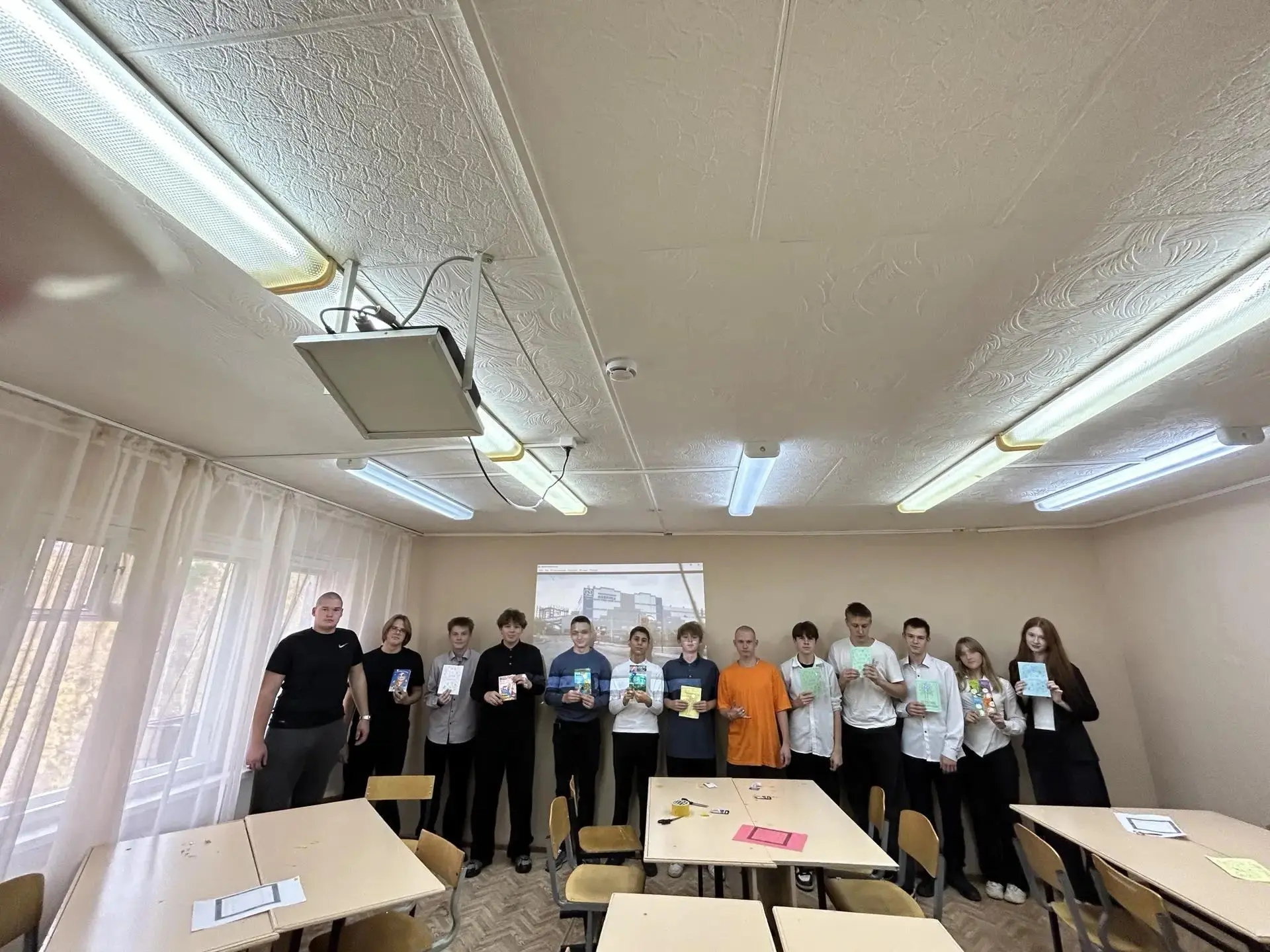Профессиональные пробы в УИТЛТУ: девятиклассники освоили азы профессии КИПиА