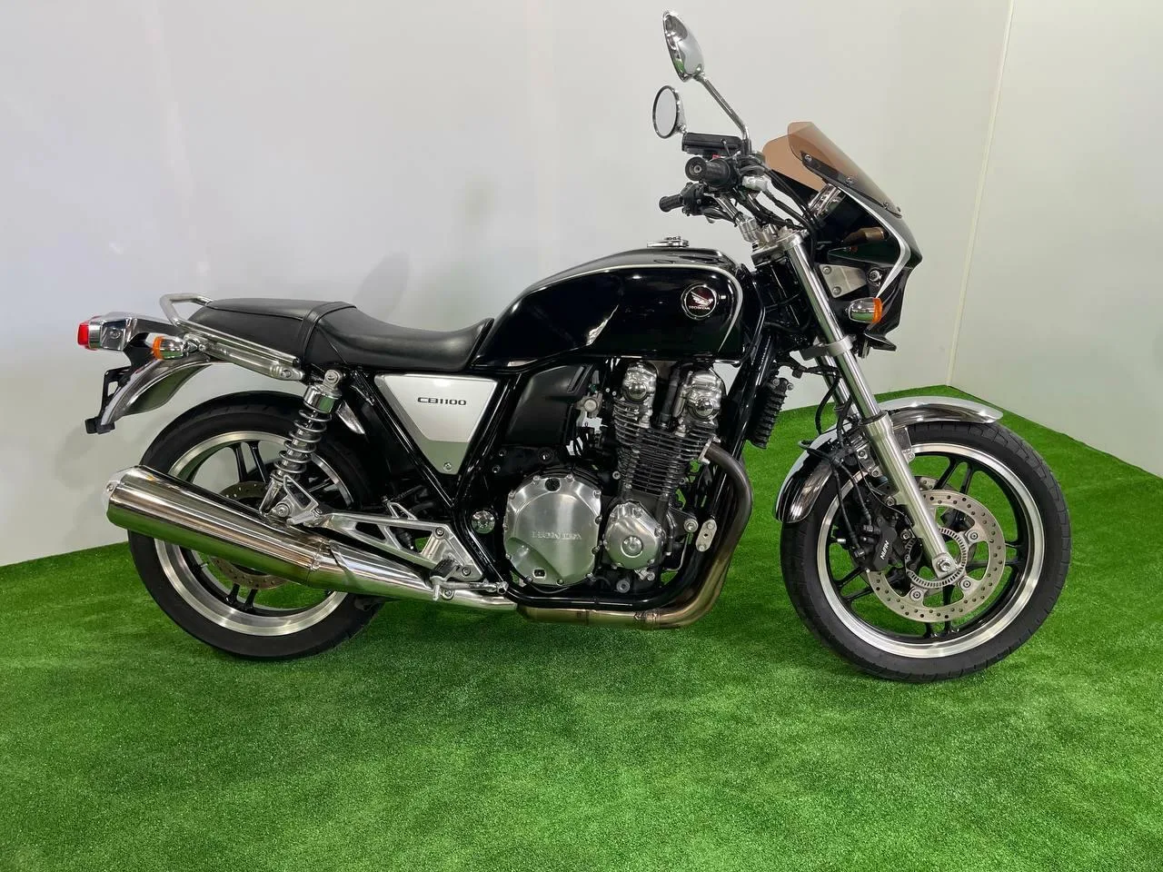 HONDA CB1100 ABS
в наличии во Владивостоке

Характеристики:
- 2010 год
- объем 1099 см3
- Аукцион AU