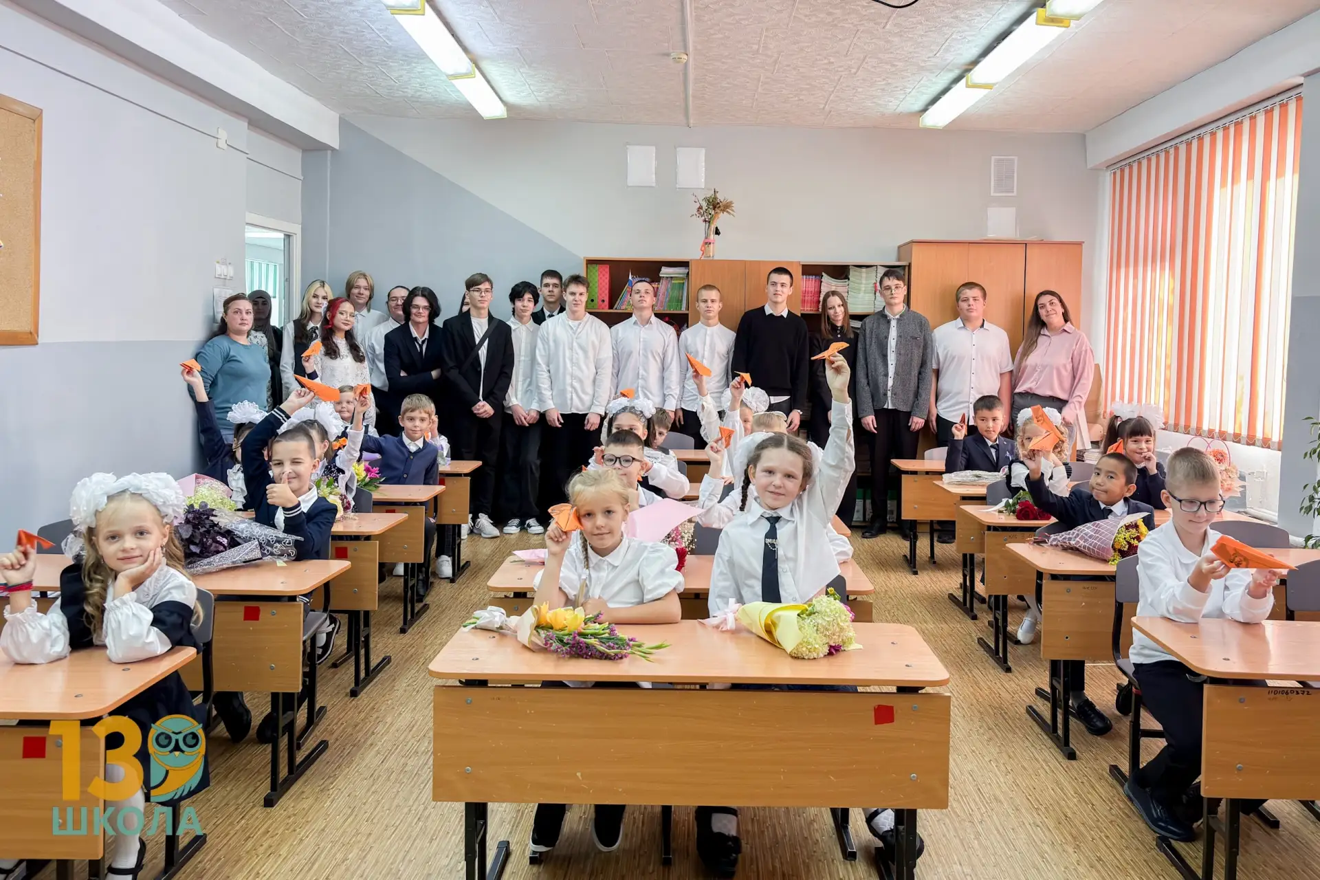 Праздник цветов и улыбок. Как Красноярск встретил 1 сентября – в фоторепортаже школьных...