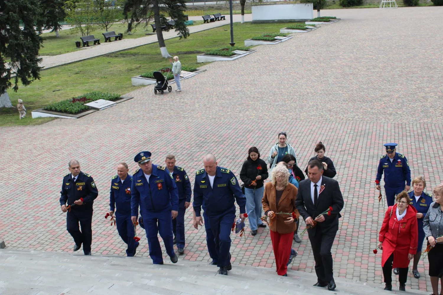 🇷🇺 Помним. Гордимся. Чтим.  🎗️Работники Минераловодского филиала ФГП ВО ЖДТ России на Северо-Кавказс