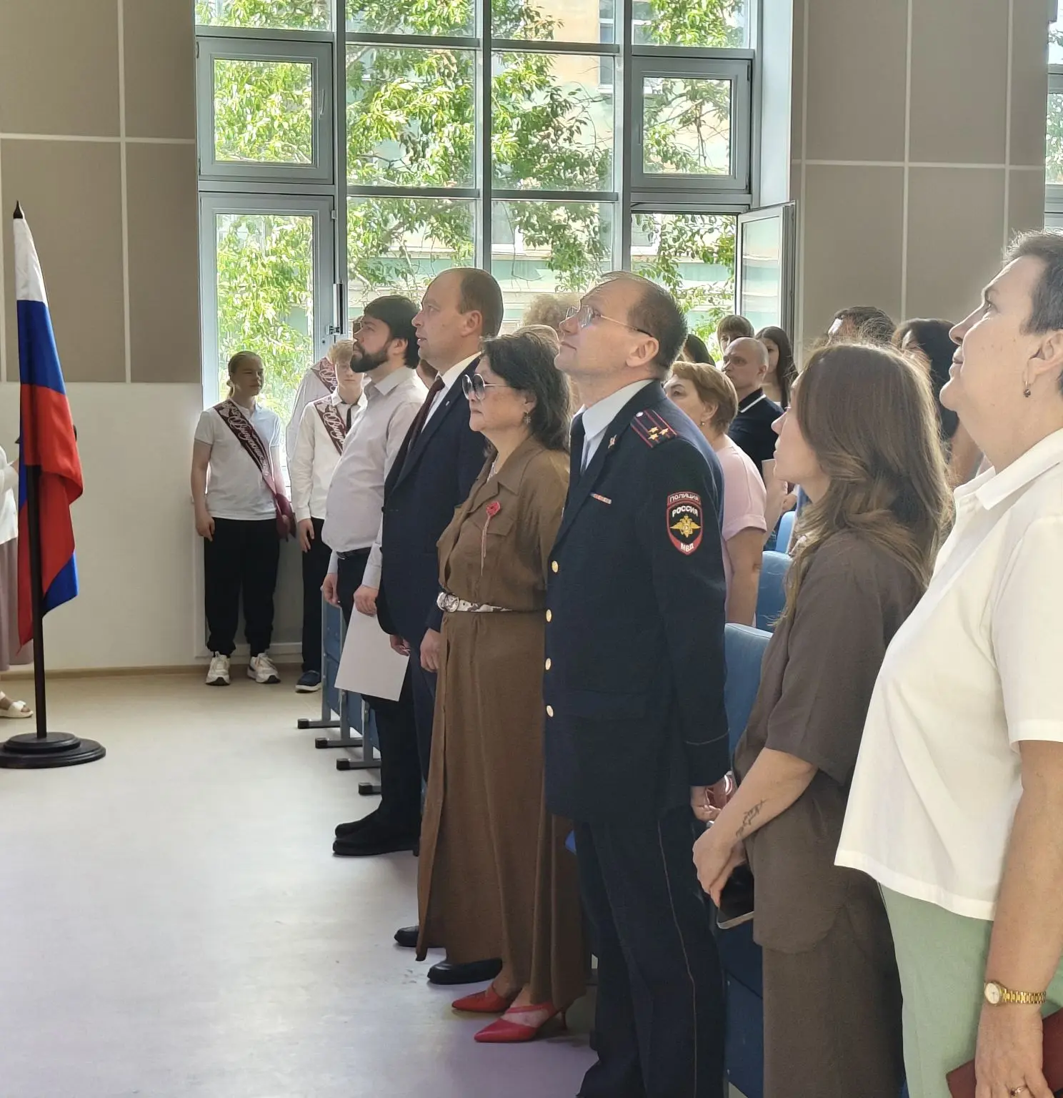 🎓 Последний звонок – точка отсчёта больших свершений  Вот и отзвенел «Последний звонок» для наших 9-