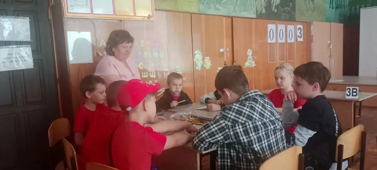 🌞 Путешествие по стране финансовой грамотности в лагере «Солнечный»!

Ребята из лагеря дневного пре