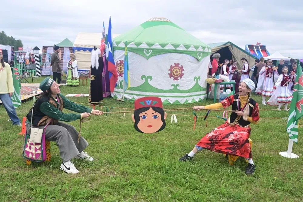Сабантуй в Свердловской области собрал тысячи гостей!