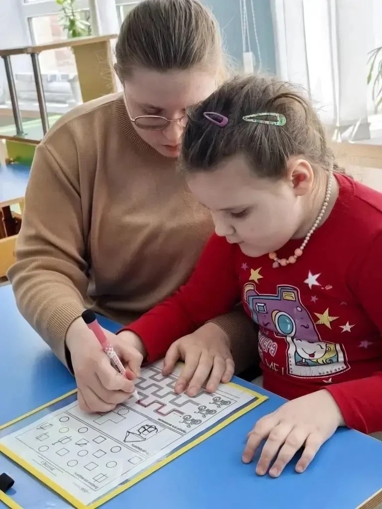 👶🏻Ребята группы №9 на занятиях с учителем-дефектологом Кашкаровой Ольгой Владимировно...