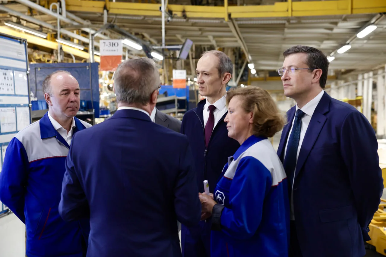 Большинство предприятий российского автопрома перешли на отечественные ИТ-решения  Вице-премьер Дмит