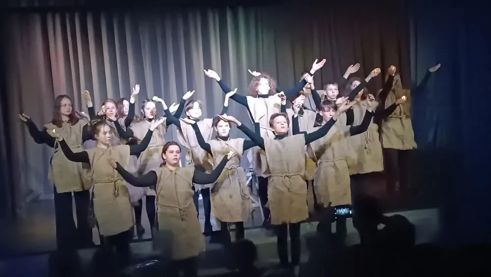 🎭К ВЕРШИНАМ ТЕАТРАЛЬНОГО ИСКУССТВА!  🌟«Маленькие Шарли» выходят на новый профессиональный уровень!  