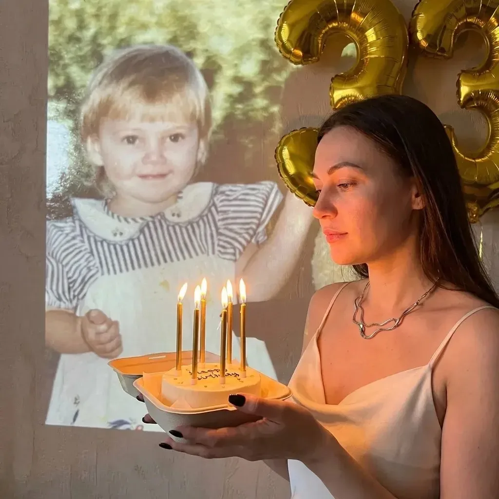 Happy birthday моя родная старость, ой сестра😊