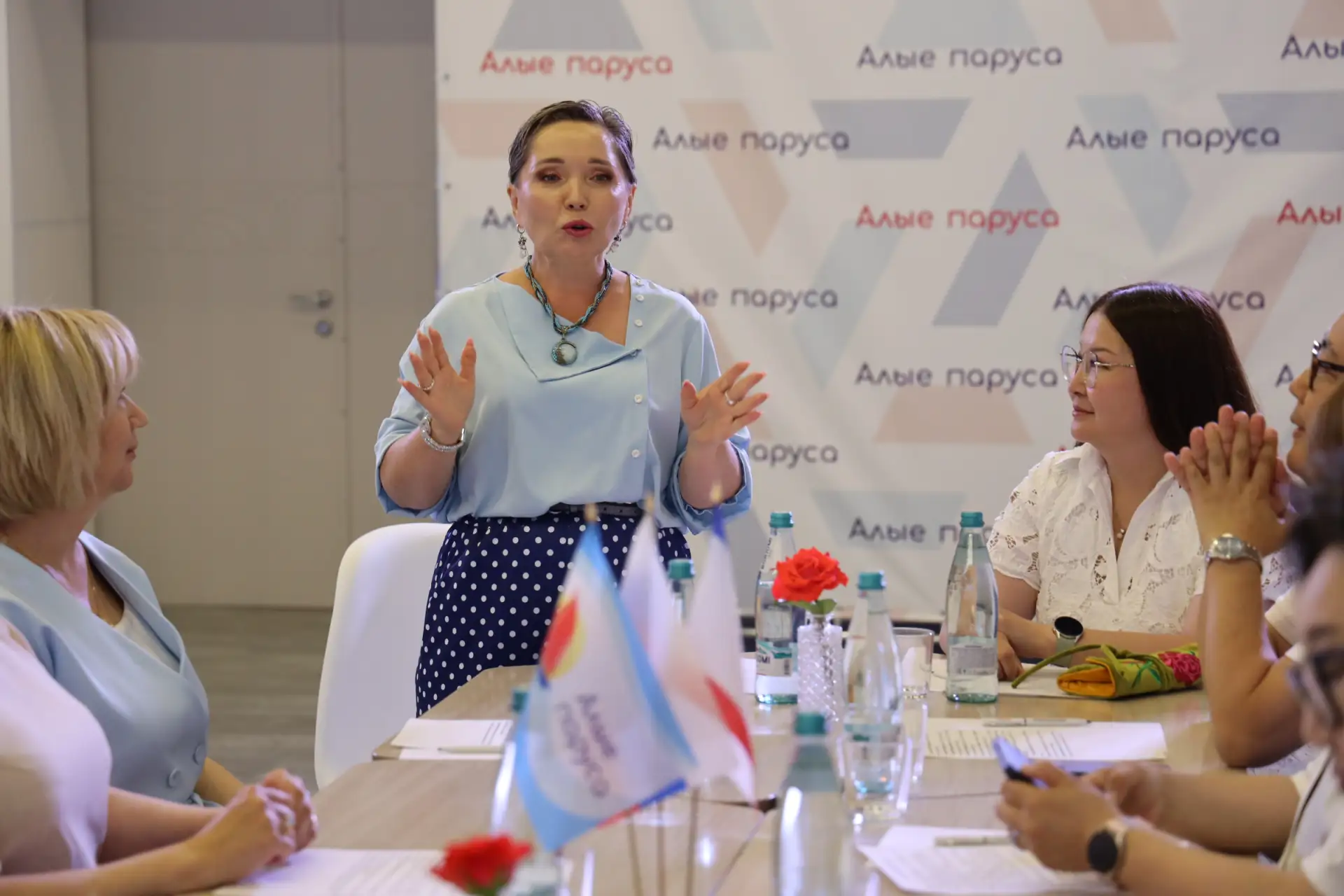 Министр образования и науки Республики Саха (Якутия) посетила Всероссийский детский центр «Алые пару