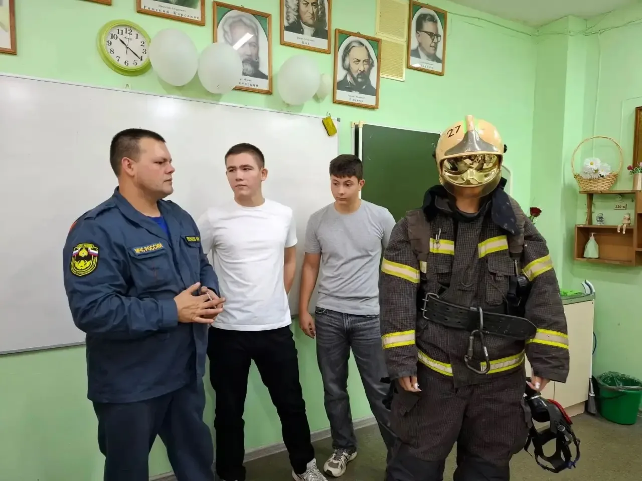 Сегодня, 7 октября, в школе состоялось важное событие — Всероссийский открытый урок кул...