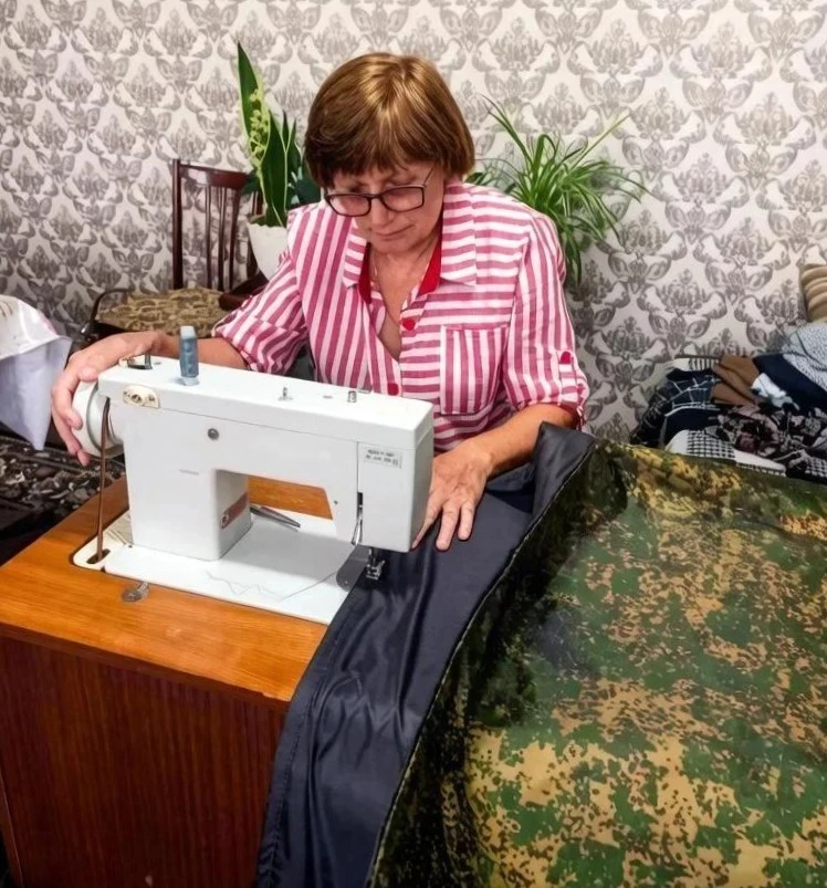 «Своих не бросаем!»: как волонтёры Ленинградского округа помогают фронту