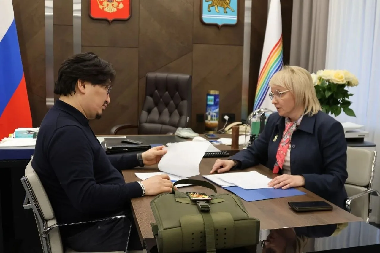 Бадма Башанкаев окажет содействие ЕАО в повышении качества и доступности медицинской по...