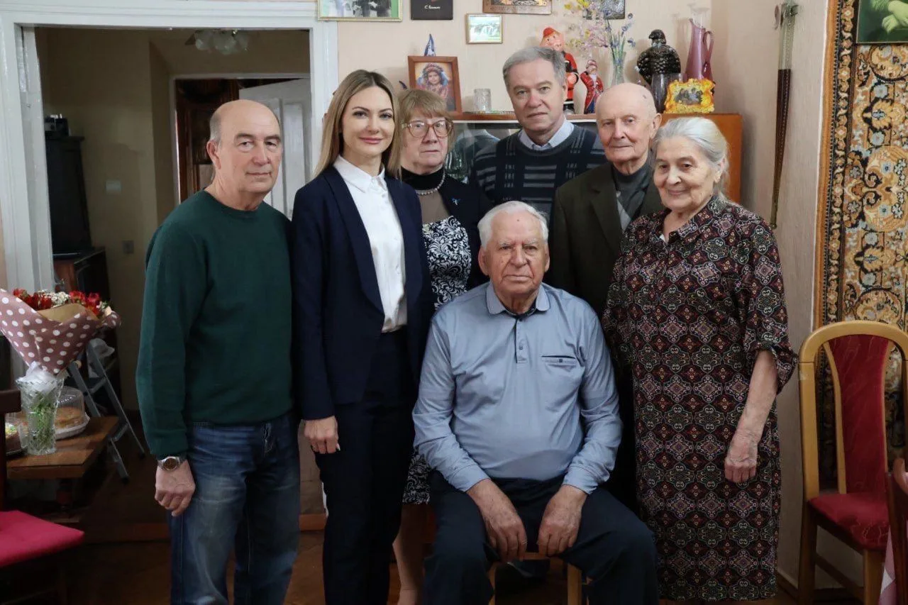 Сарана Василий Фёдорович — почётный гражданин Щербиновского района.