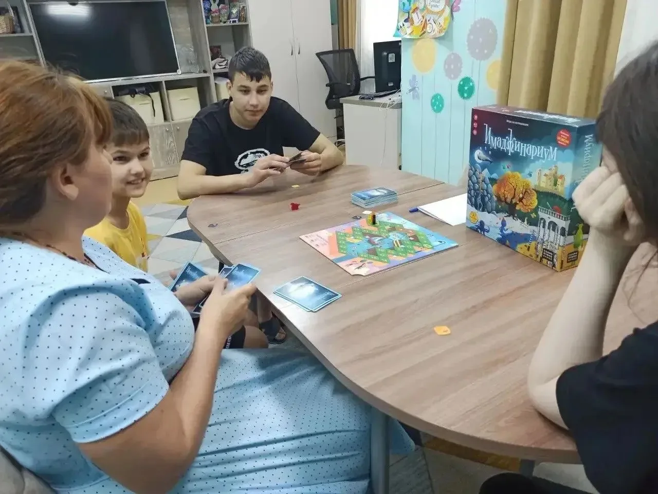 «Укрепи свои связи»: воспитанники филиала «Парусник» приняли участие в ассоциативной игре
