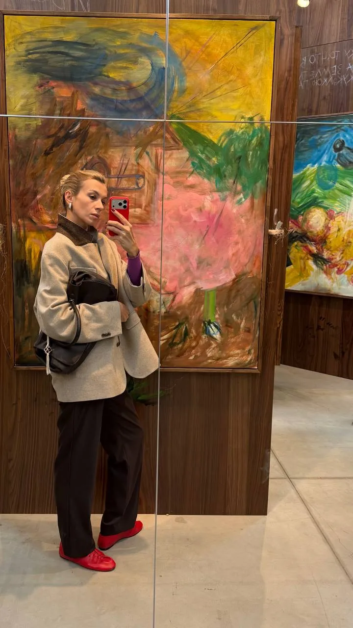 Сходила на Cosmoscow 🖼️