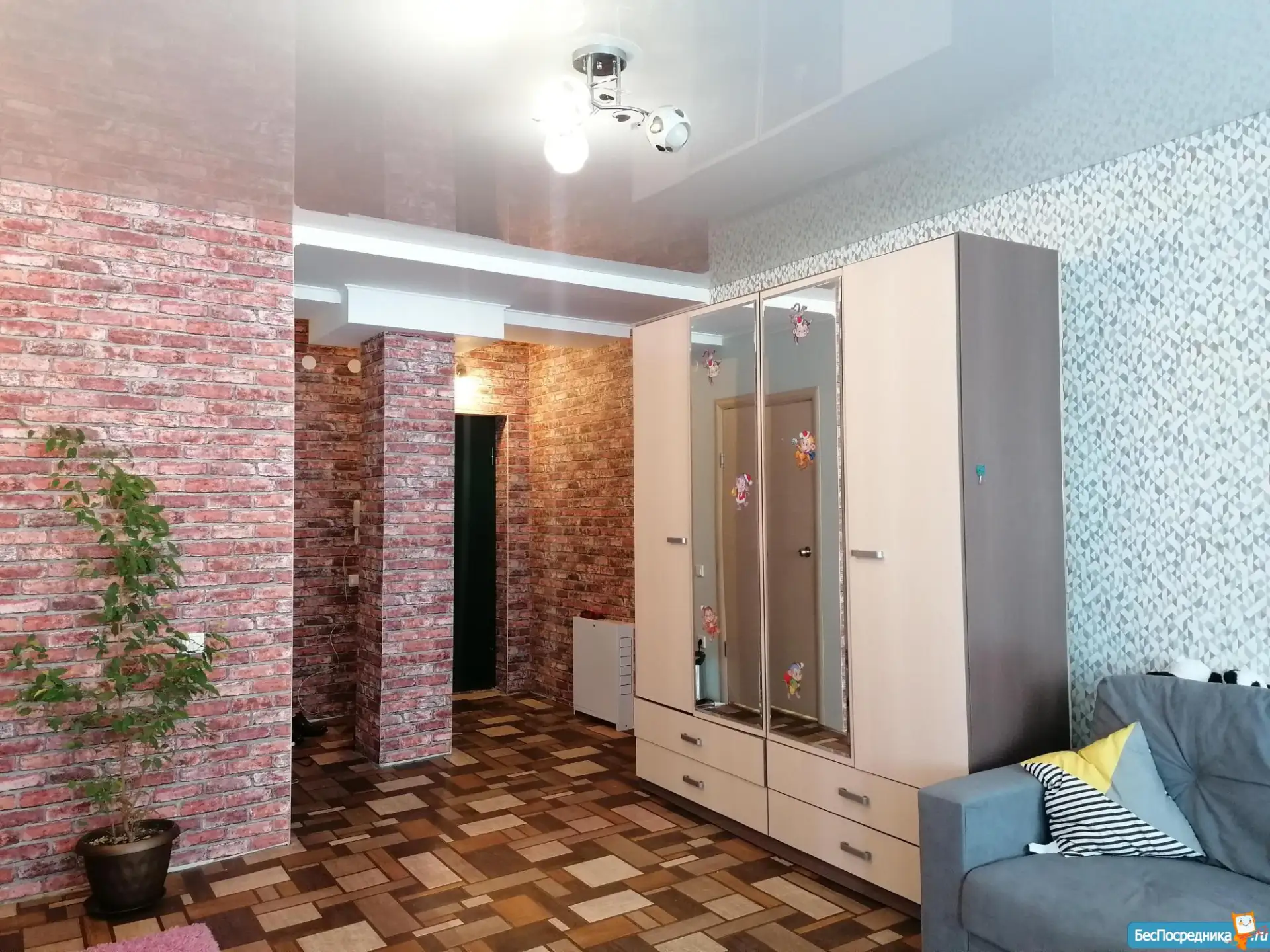 Сдам без посредников: 1-комнатная квартира, 36м² Цена: 25000 Адрес: Барнаул, Октябрьский р-н, улица 