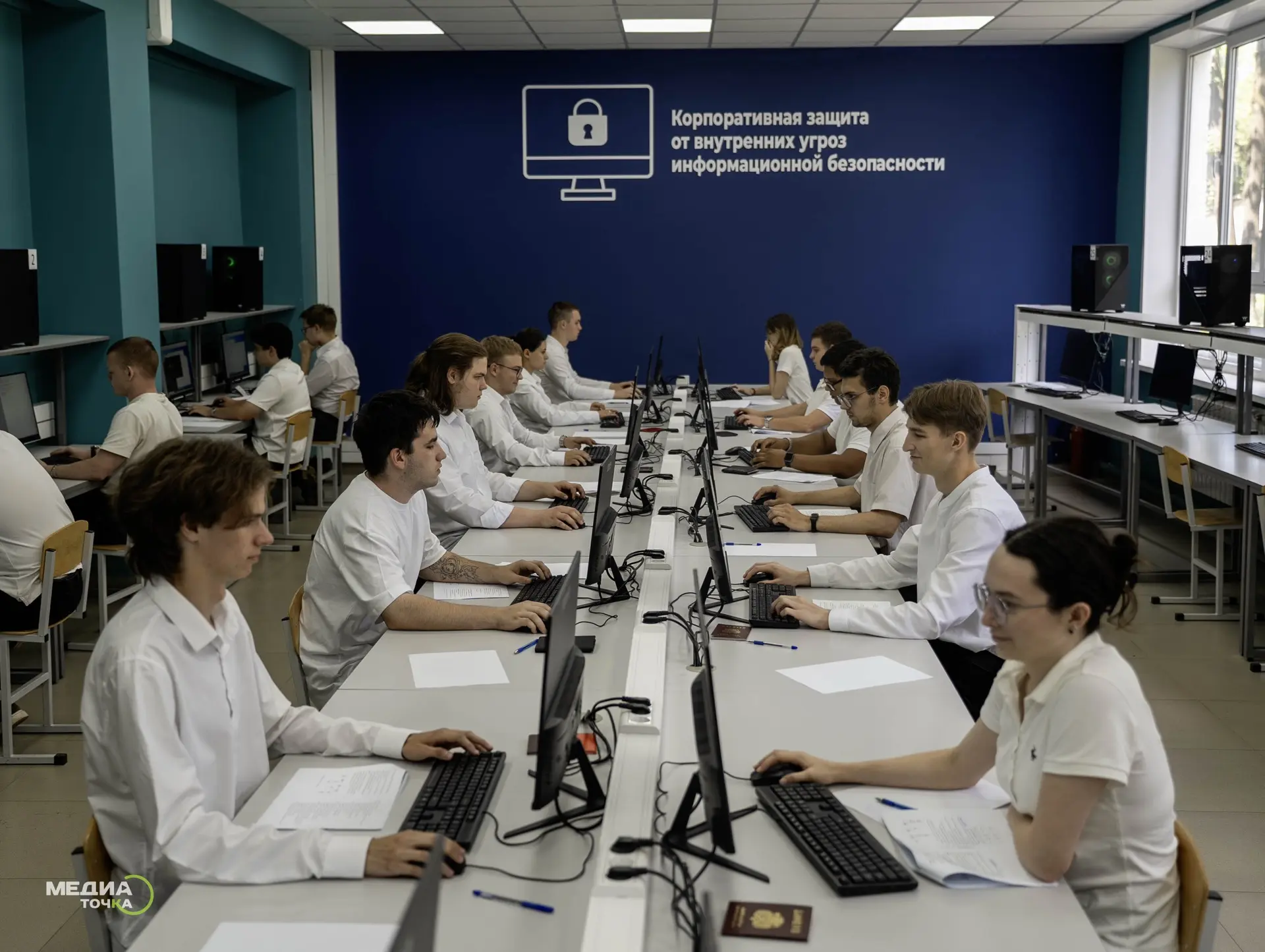 Демонстрационный экзамен: проверка знаний и навыков

В нашем колледже успешно прошёл демонстрационны
