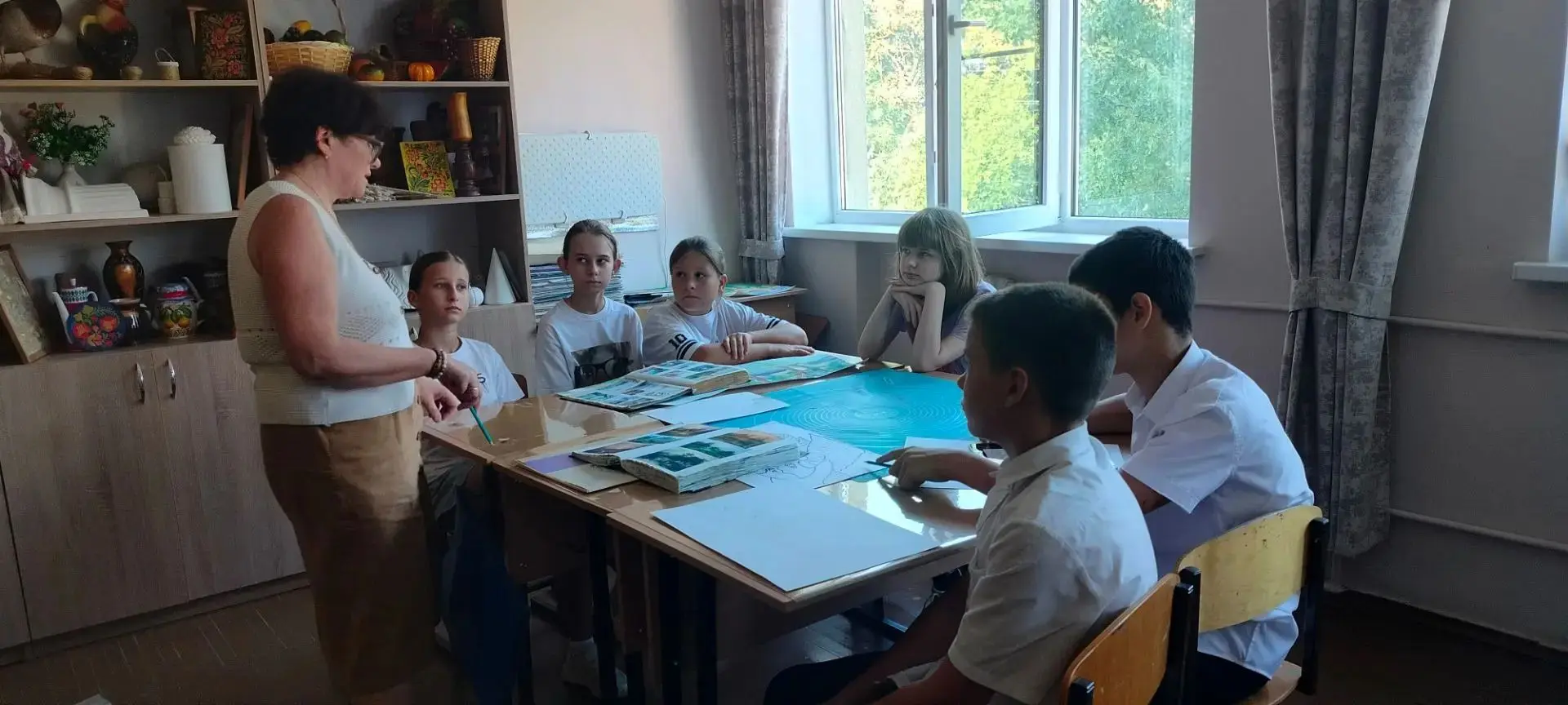 2 сентября на учебной площадке ДШИ в х. Коржевском прошел классный час, посвященный дню...