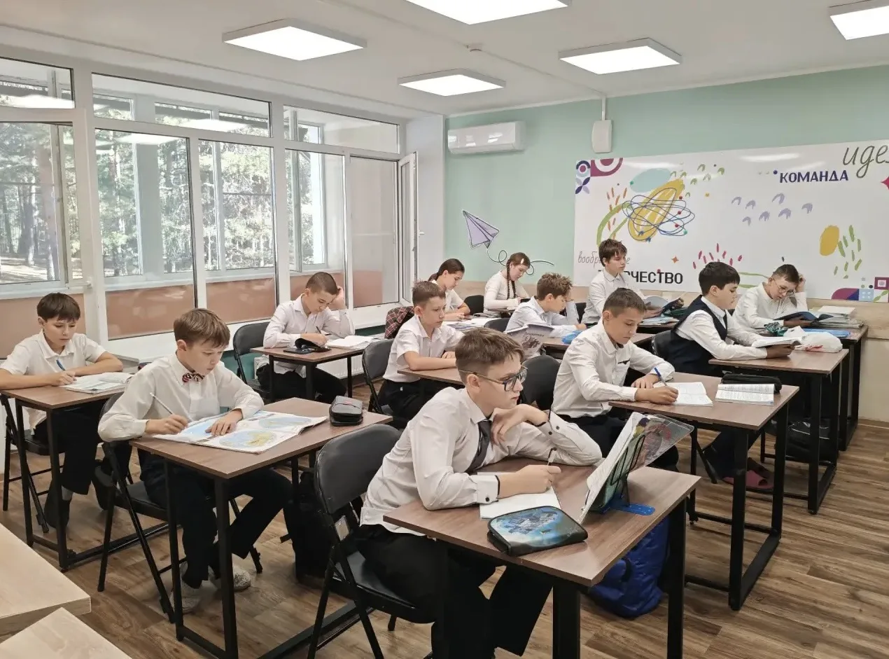 ЗВУЧИТ ПЕРВЫЙ ЗВОНОК ДЛЯ УЧАСТНИКОВ 5 СМЕНЫ 26’! 📝🔔