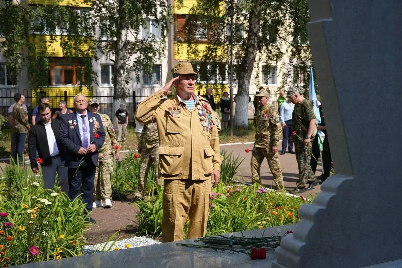 🎖19 августа в МБОУ СОШ № 15 состоялся митинг, посвящённый Герою Российской Федерации В...