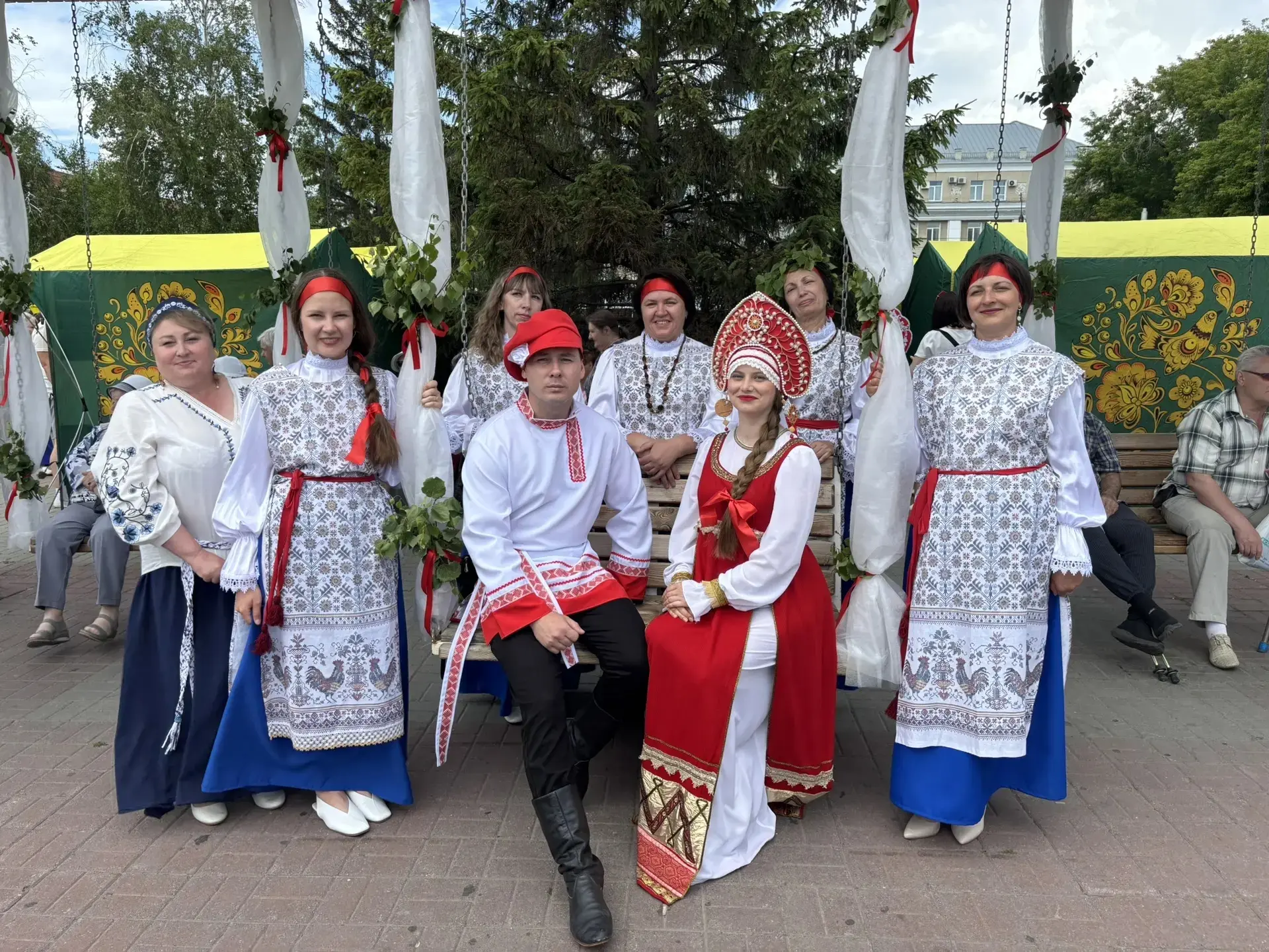 Мы на "Русском поле"

Коллектив библиотеки принял участие в составе делегации округа в IV Межрегиона