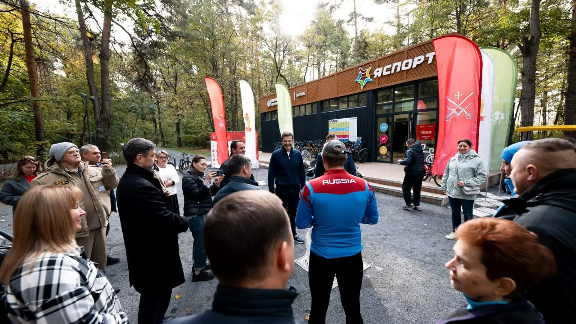 В лесопарке «Чемпион» в Дзержинском появился новый снегоход.