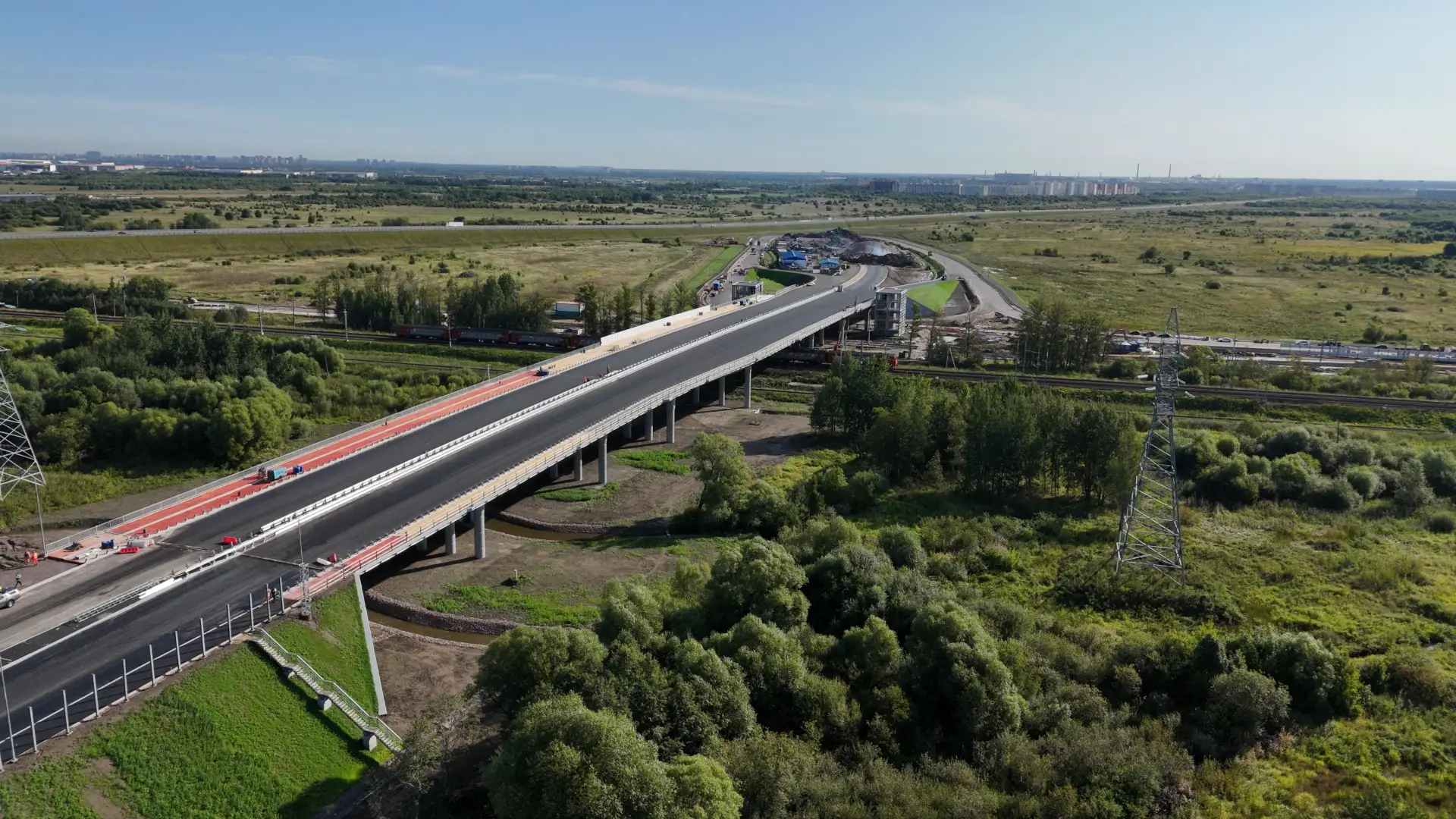 🌉 Один из самых масштабных путепроводов Южной широтной магистрали, которые возвел «Бал...