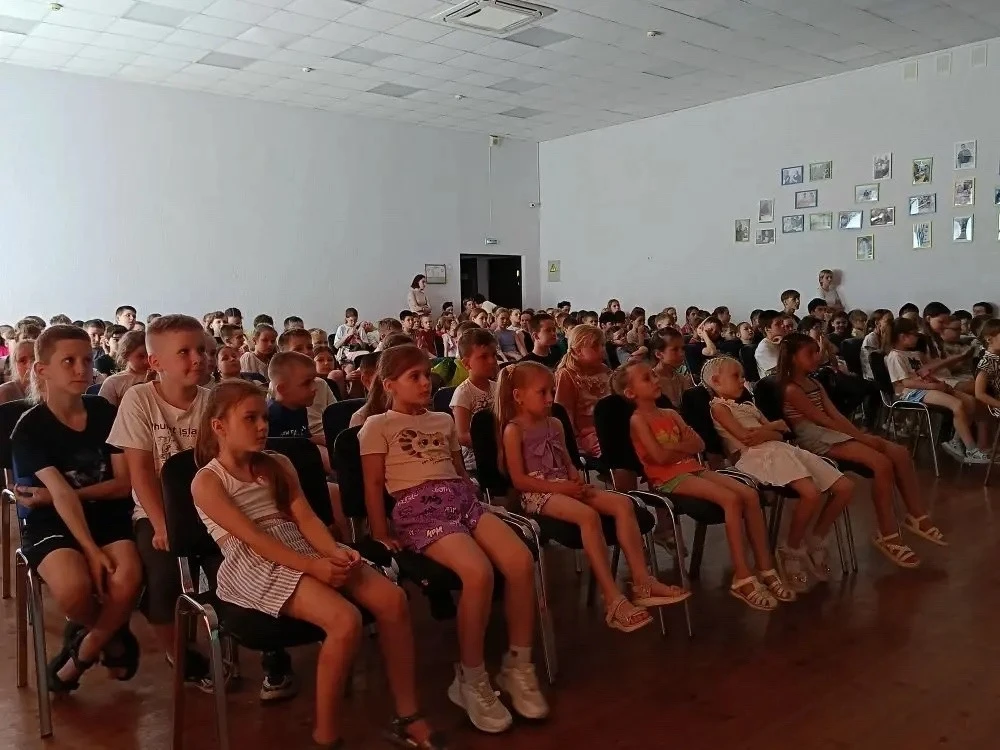 12 июня - День России🇷🇺

ℹ️Это особенная дата, с которой началась история современного государства