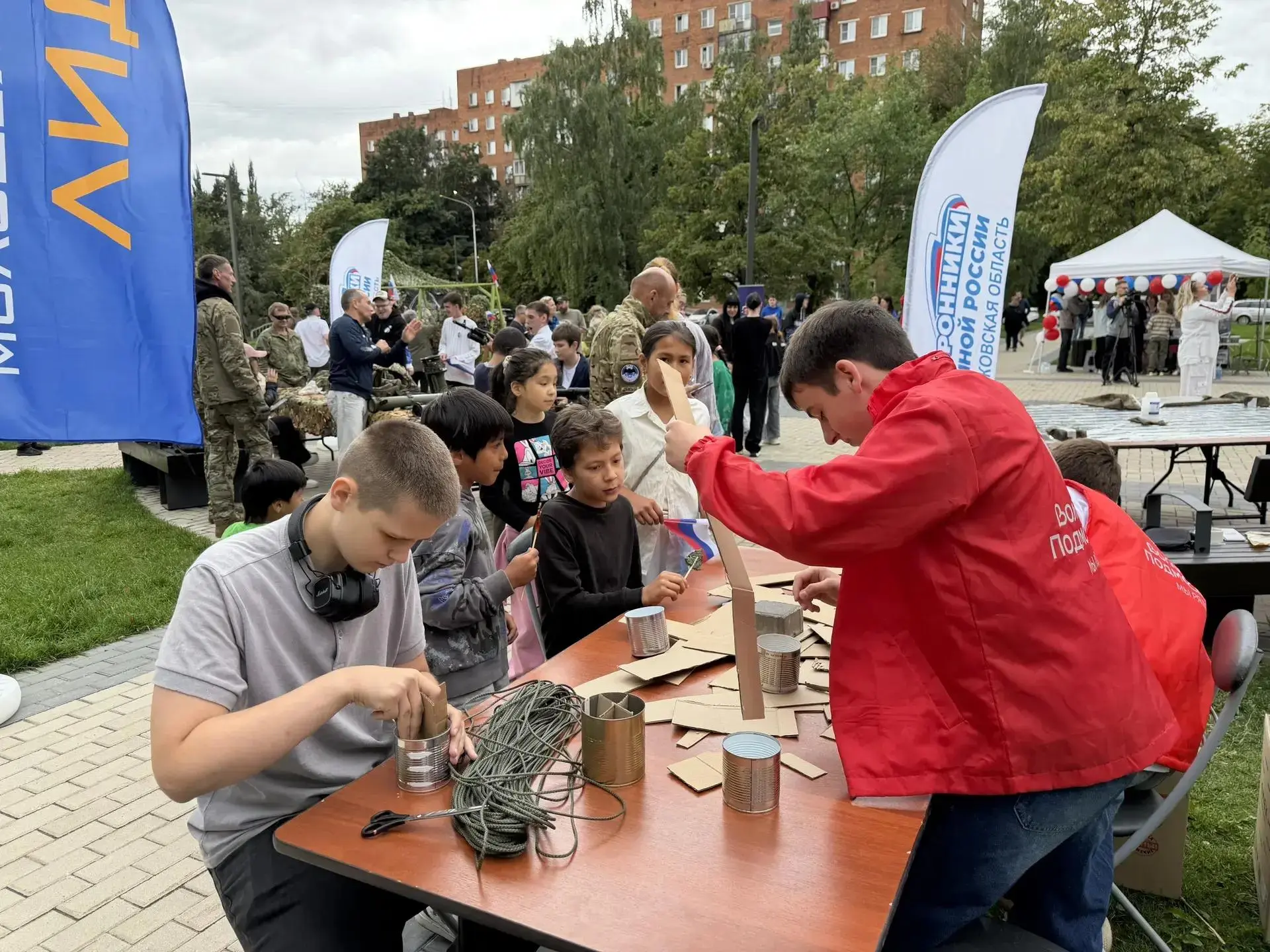 Гуманитарная ярмарка в поддержку участников СВО прошла в Дзержинском г.о. Люберцы